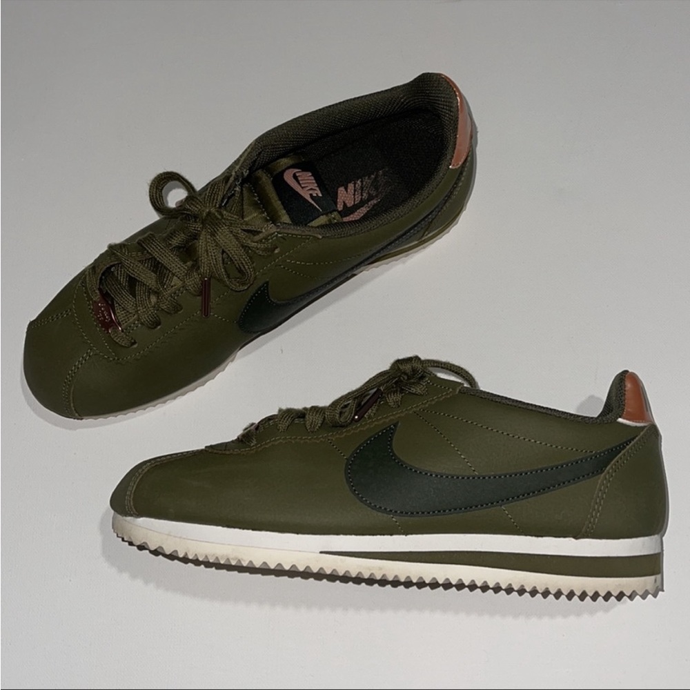 Nike Cortez Olive Green with Rose color accents 8.5
